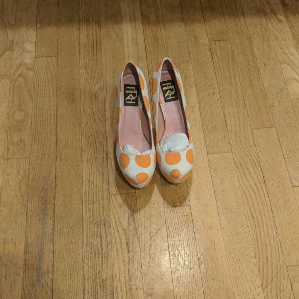 Orange polkadot canvas shoes